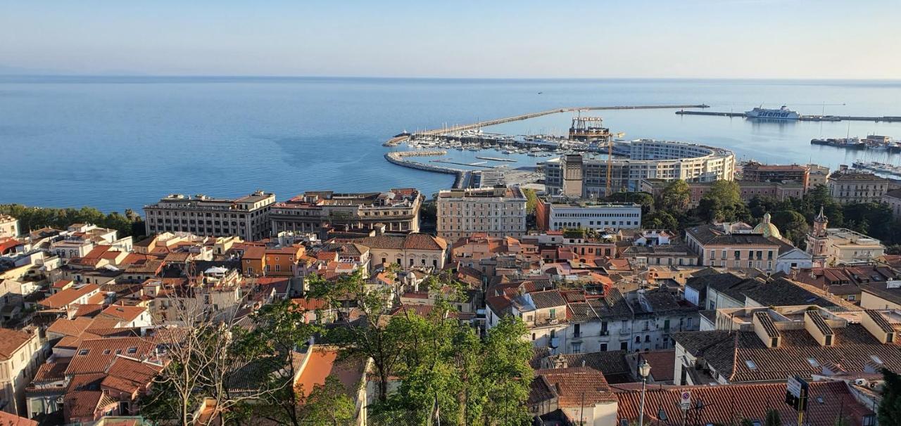 B&B Salerno Urban Suite 57 Kültér fotó