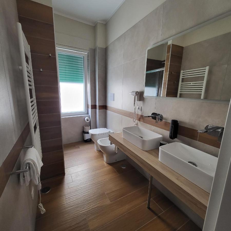 B&B Salerno Urban Suite 57 Kültér fotó